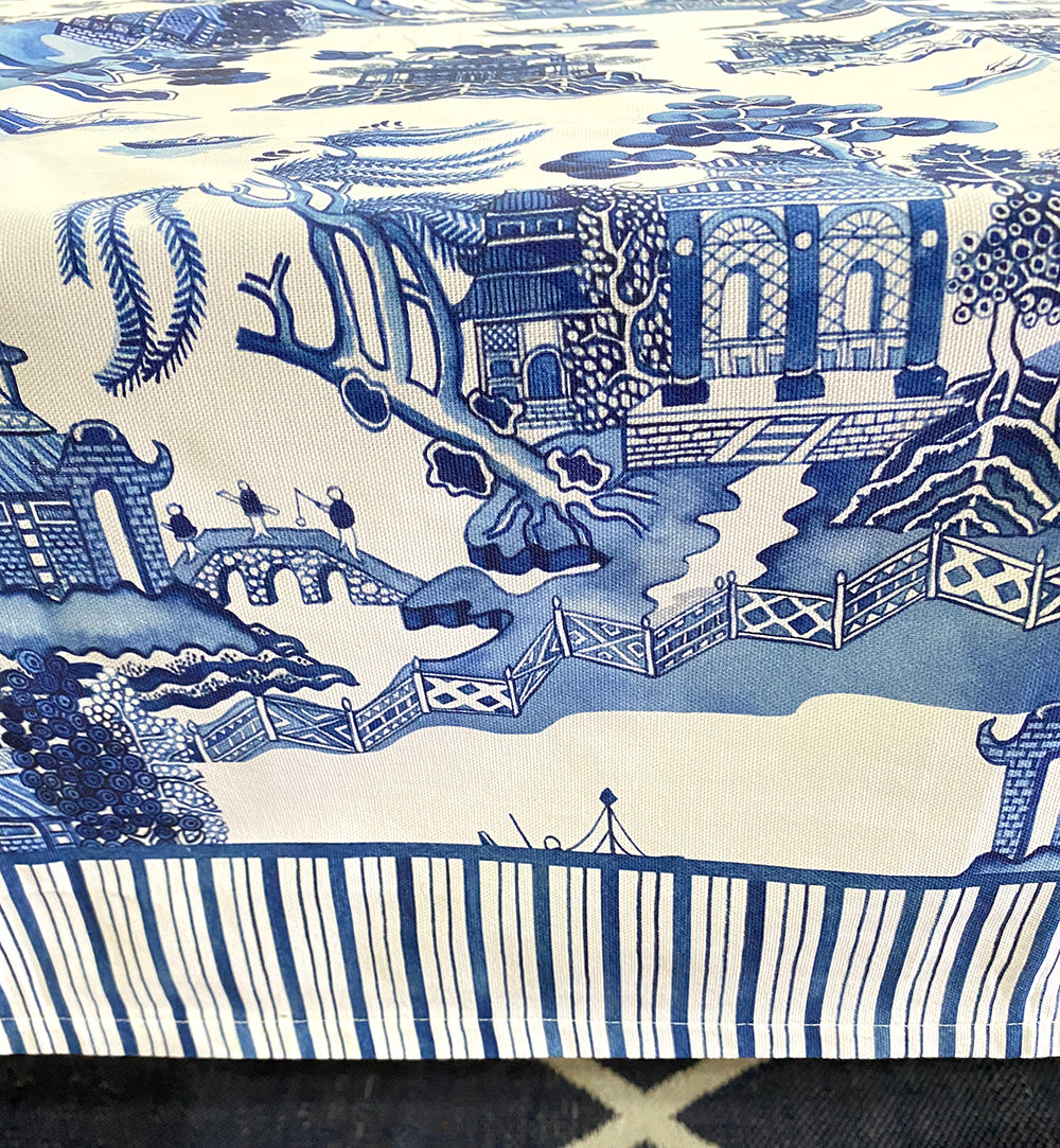 Blue and white Willow pattern tablecloth